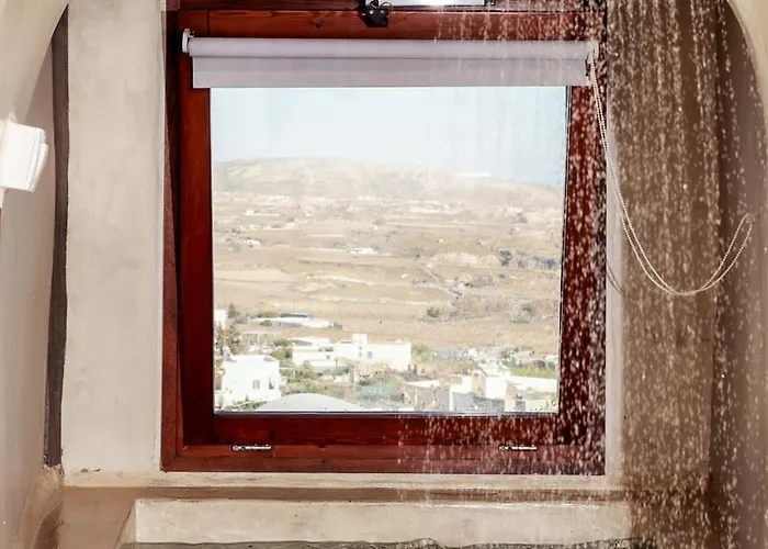 Santorini Rooftop Hot Tub With Panoramic Views * Akrotírion