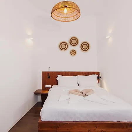 Santorini Rooftop Hot Tub With Panoramic Views Akrotírion