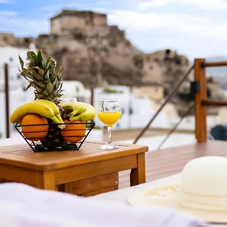 Santorini Rooftop Hot Tub With Panoramic Views Akrotírion
