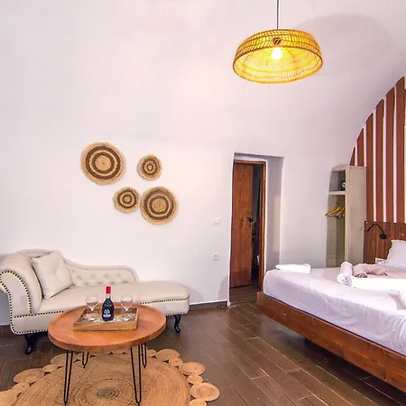 Santorini Rooftop Hot Tub With Panoramic Views Akrotiri (Santorini)