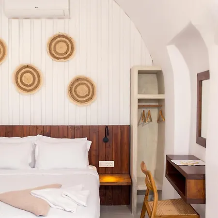 Santorini Rooftop Hot Tub With Panoramic Views * Akrotírion