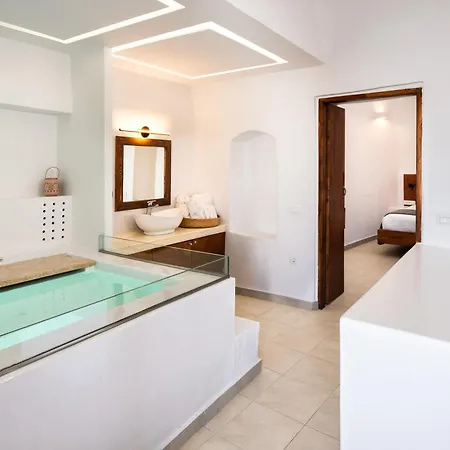 Santorini Rooftop Hot Tub With Panoramic Views Villa Akrotírion