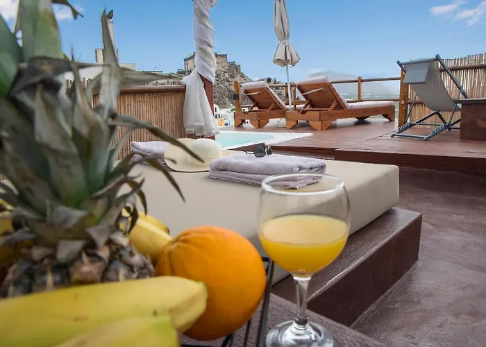 Villa Santorini Rooftop Hot Tub With Panoramic Views