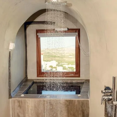 Santorini Rooftop Hot Tub With Panoramic Views Villa Akrotiri (Santorini)
