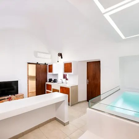 Santorini Rooftop Hot Tub With Panoramic Views Villa *