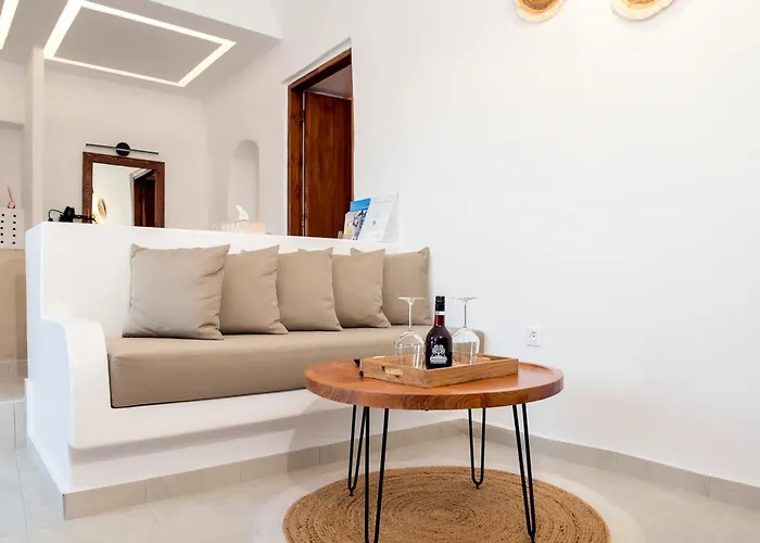 Santorini Rooftop Hot Tub With Panoramic Views *