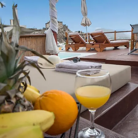 Villa Santorini Rooftop Hot Tub With Panoramic Views