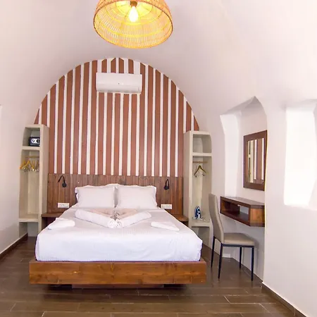 Villa Santorini Rooftop Hot Tub With Panoramic Views