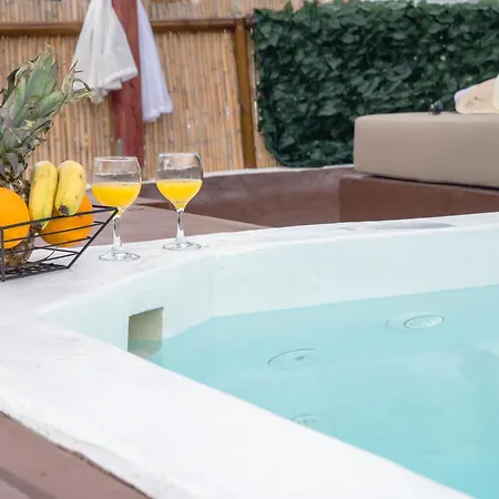 Villa Santorini Rooftop Hot Tub With Panoramic Views