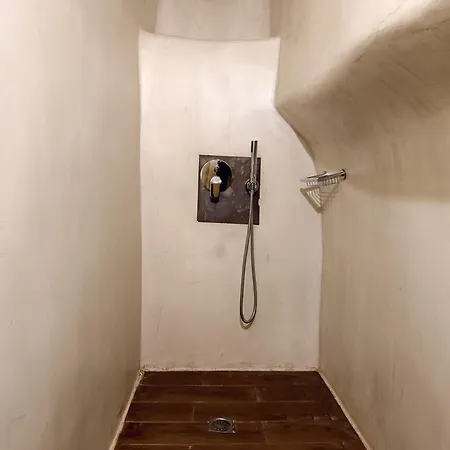 Villa Santorini Rooftop Hot Tub With Panoramic Views Akrotírion