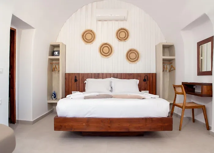 Villa Santorini Rooftop Hot Tub With Panoramic Views Akrotírion